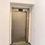 Reznicka Апартаменты Прага